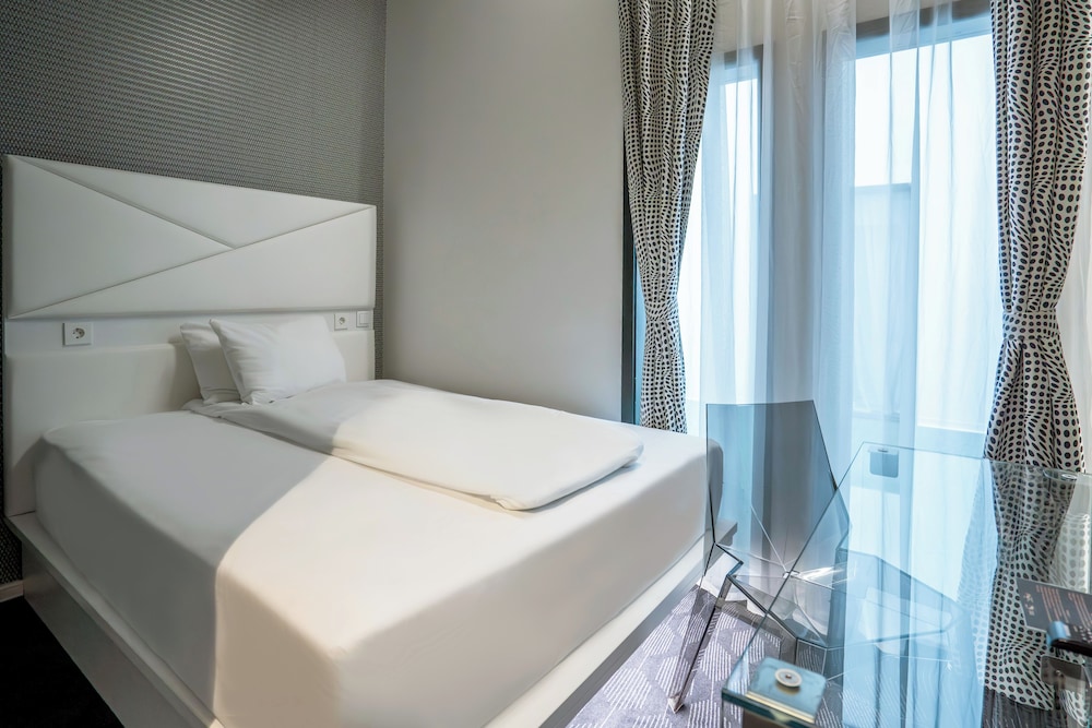 Prize by Radisson, Xhibition Bergen City.