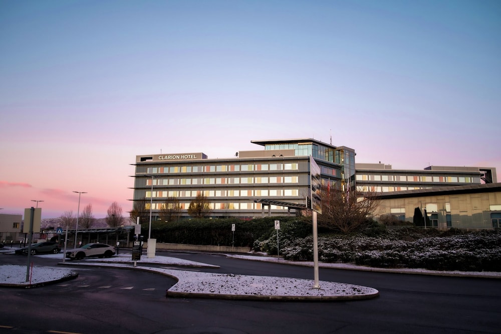 Clarion Hotel Bergen Airport Terminal