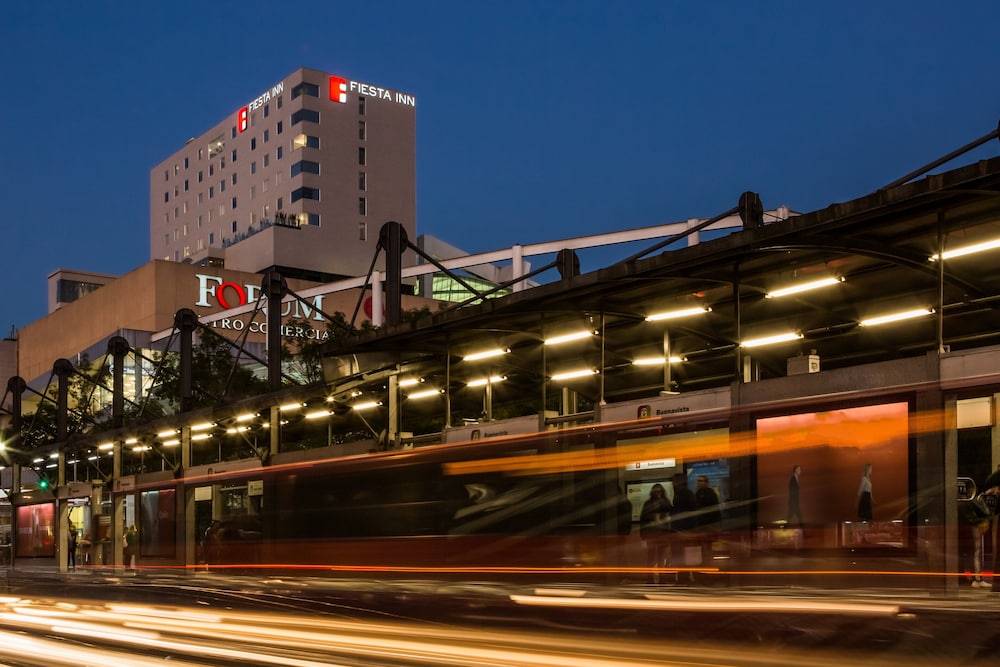 Fiesta Inn Express Ciudad de México Forum Buenavista