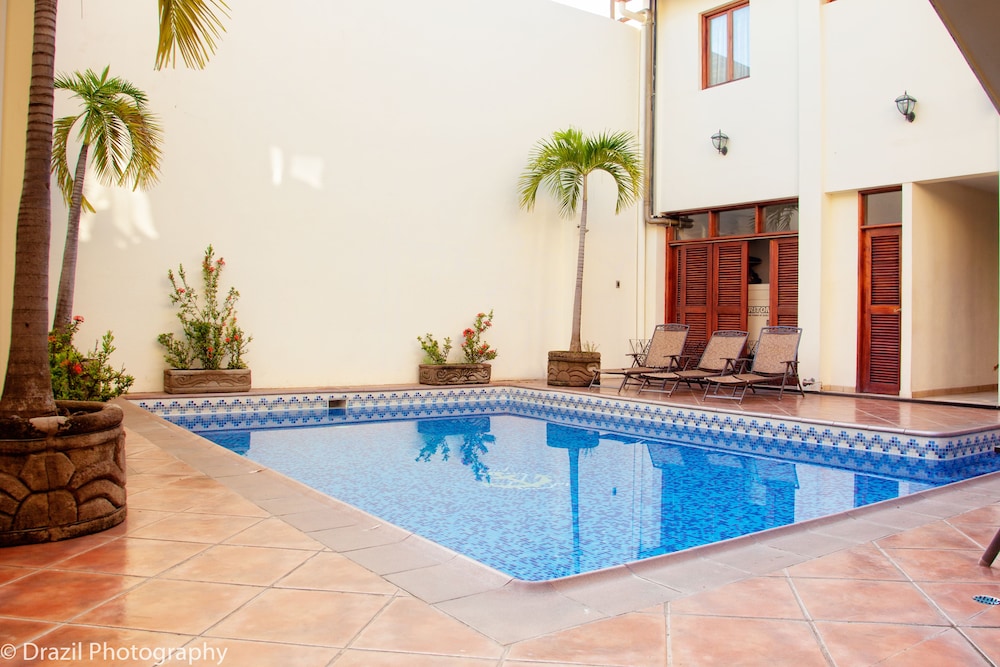 Hotel El Almirante