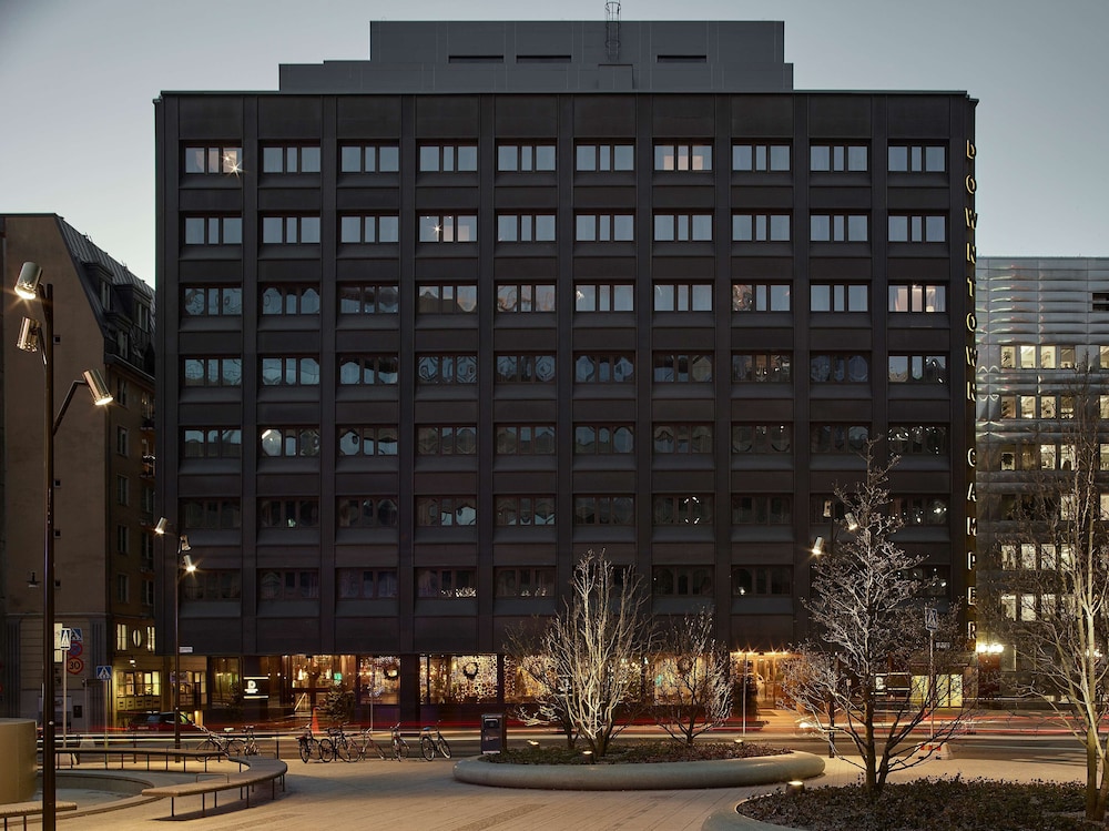 Downtown Camper by Scandic.