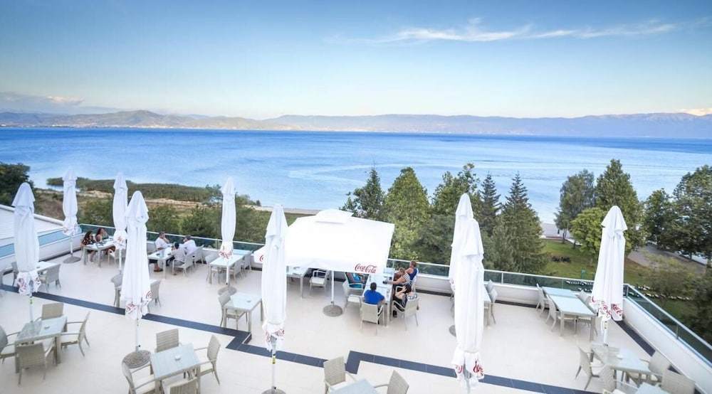 Hotel Izgrev Spa&Aqua Park.