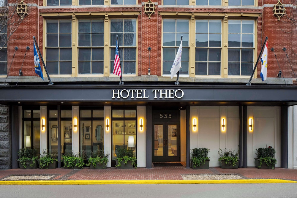 Hotel Theo New Orleans, Tapestry Collection by Hilton