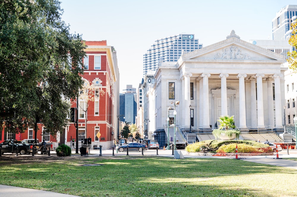 The Lafayette New Orleans By Kasa Living