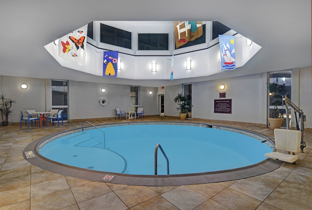 Holiday Inn Philadelphia-Cherry Hill by IHG