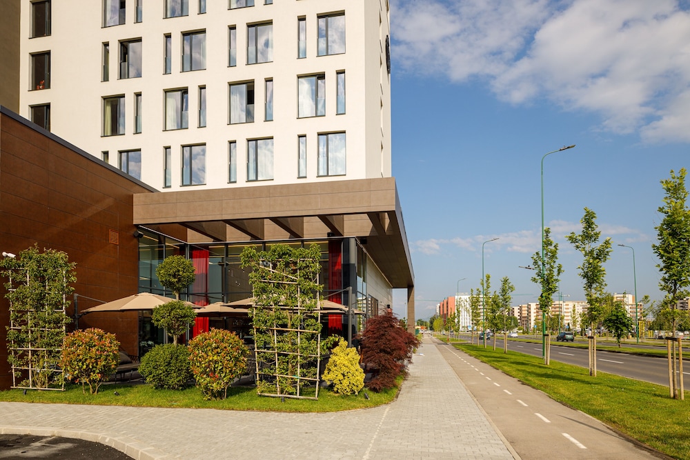 Qosmo Brasov Hotel