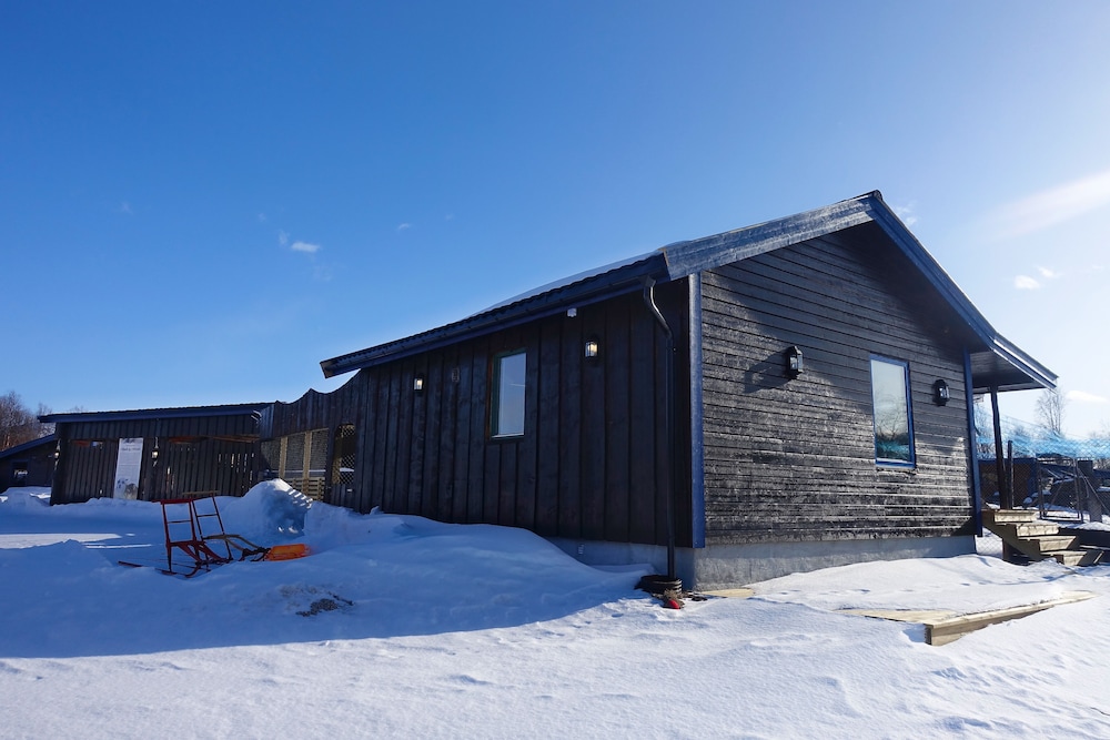 Wild Caribou Wilderness Cabin.