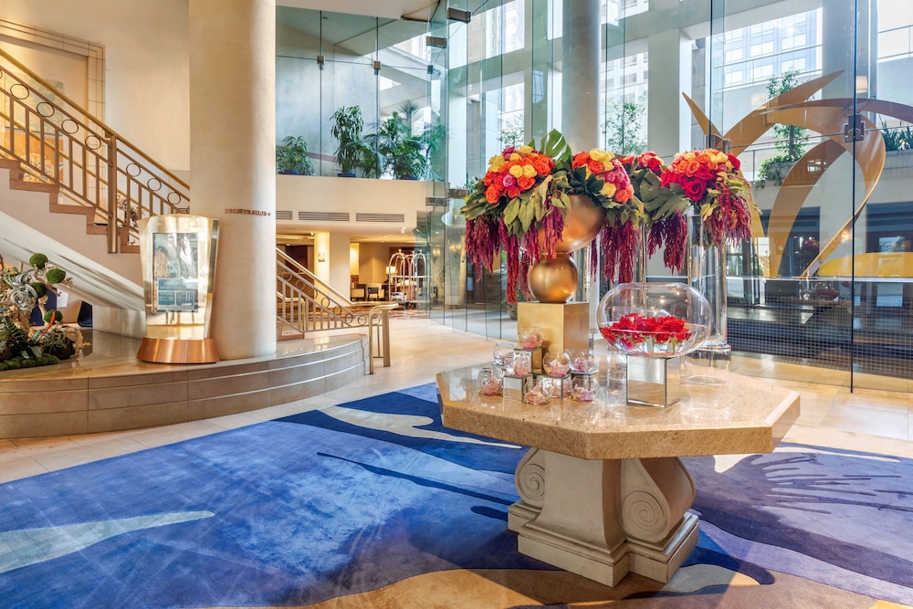 Omni Los Angeles Hotel at California Plaza afbeelding