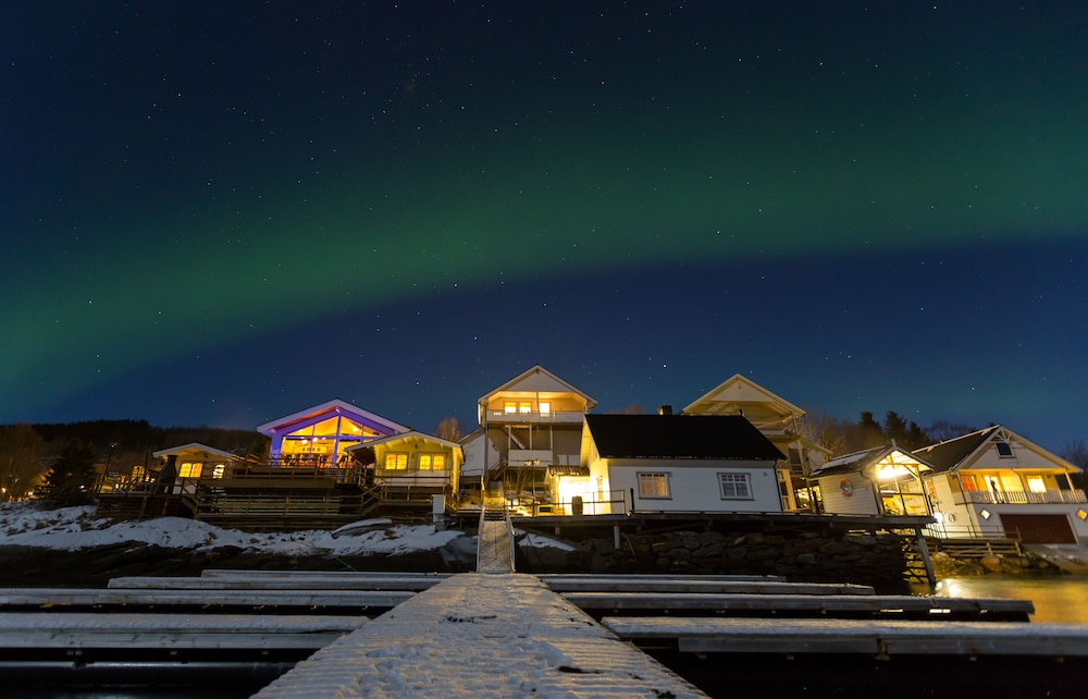 Furoy Hotel Apartments and Boating