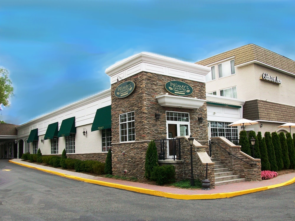 Clinton Inn Hotel&Event Center.