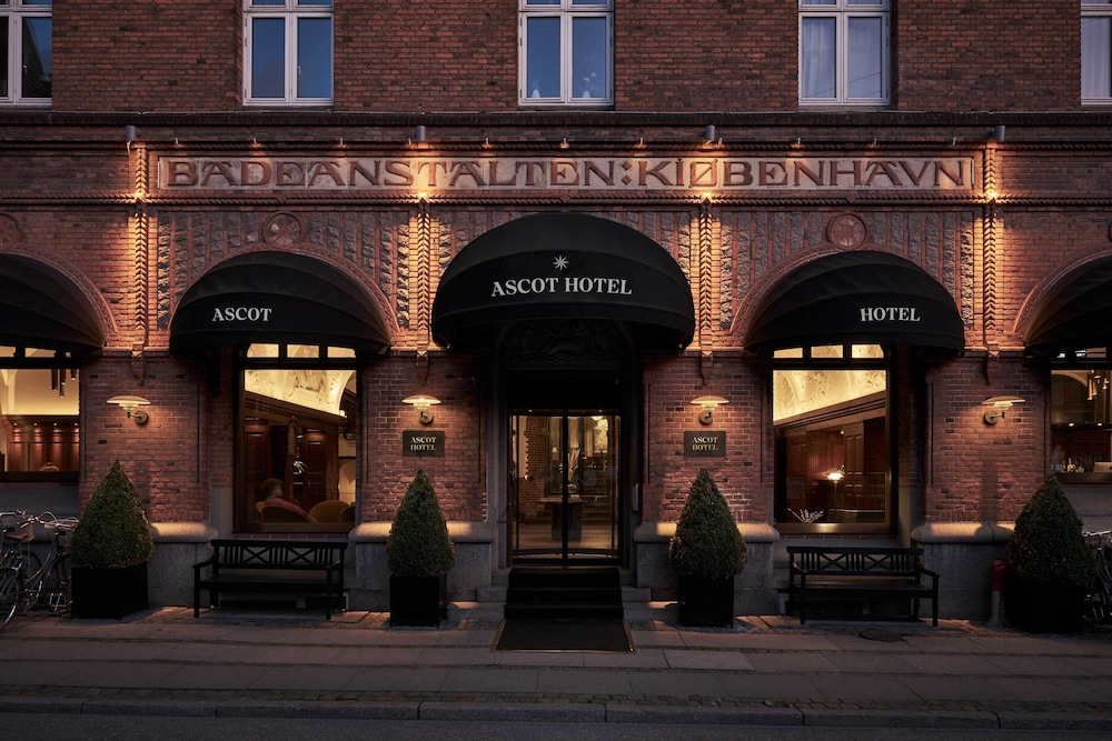Ascot Hotel afbeelding
