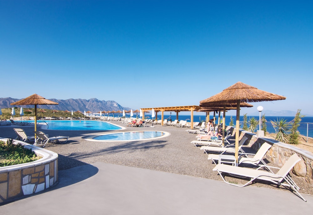 Grand Blue Beach Hotel afbeelding