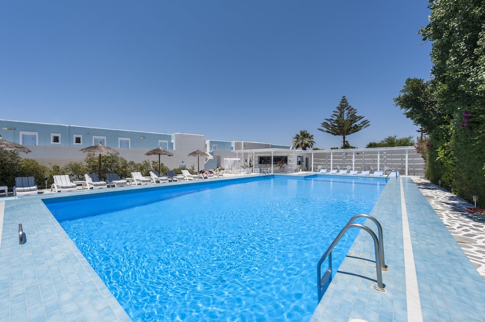 Narges Hotel