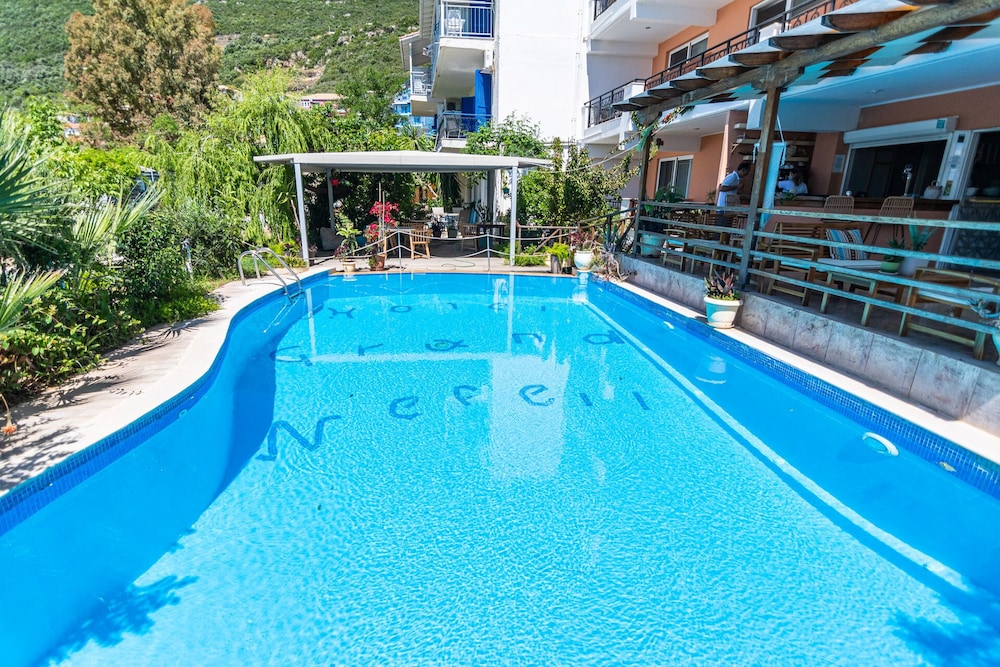 Hotel Grand Nefeli