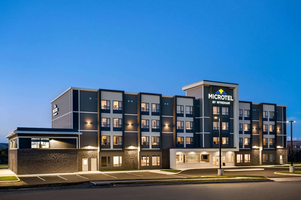 Microtel Inn &amp; Suites by Wyndham Antigonish