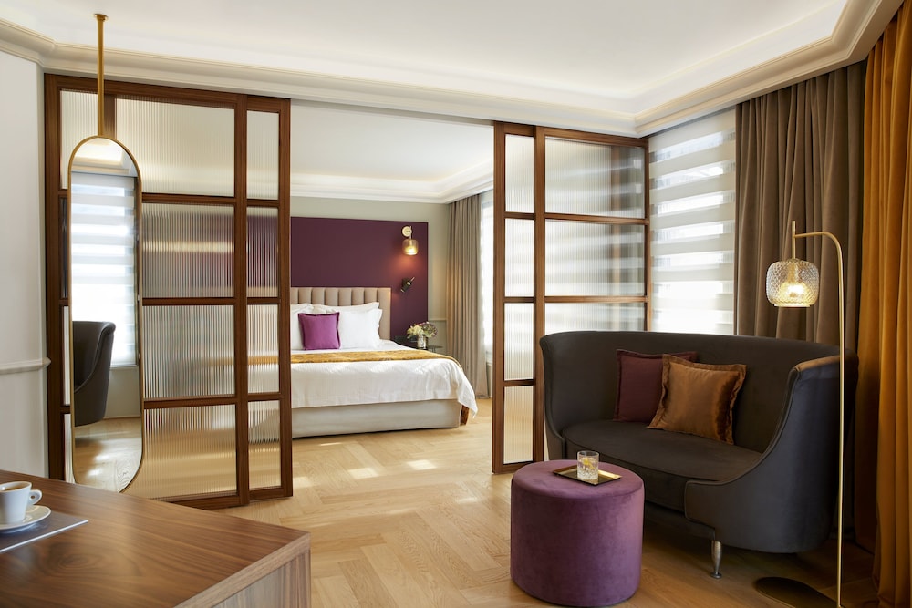 The Excelsior Small Luxury Hotels of the World
