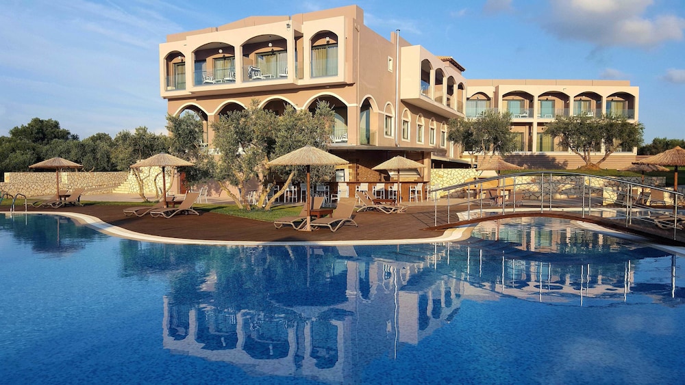 Elegance Luxury Executive Suites - Adults Only afbeelding