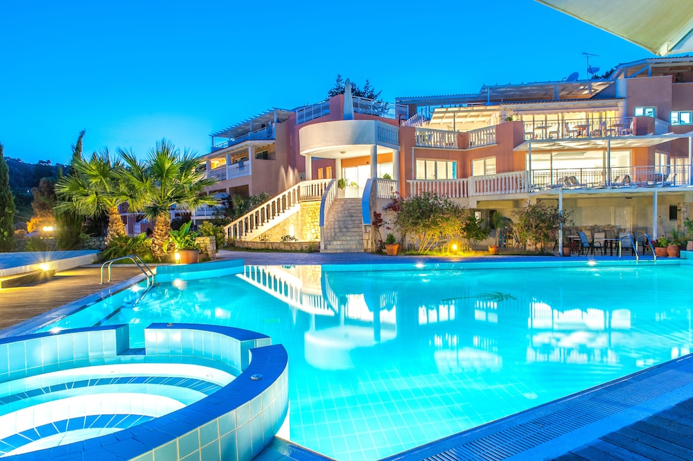 Gerakas Belvedere Hotel&Spa