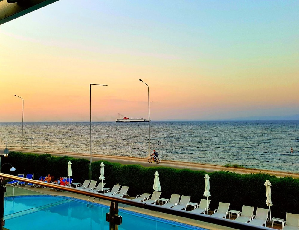Elysion Hotel