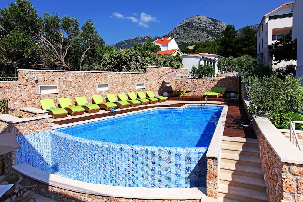 Boutique Hotel Bol, Bol