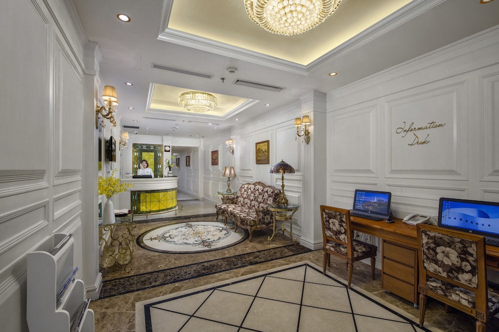 Silk Path Boutique Hanoi.