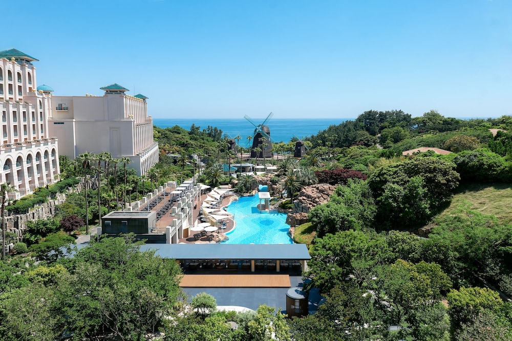 Lotte Hotel Jeju – Lotte Hotel Jeju in Jeju Province