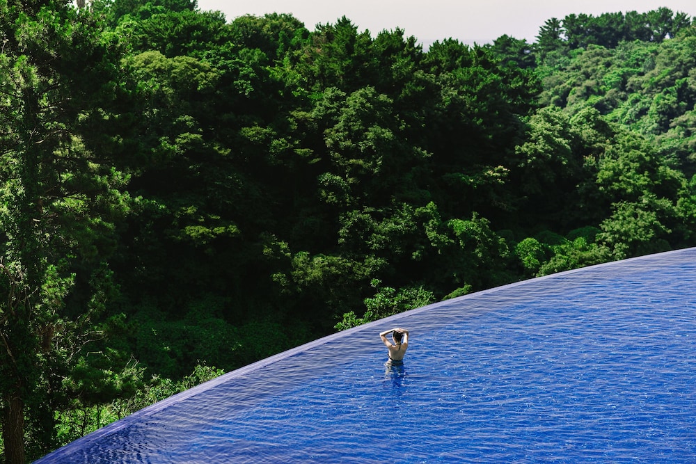 Hidden Cliff Hotel &amp; Nature
