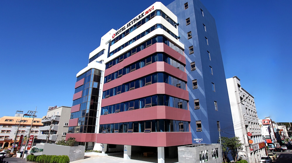 Hotel Skypark Jeju 1 – Jeju Province
