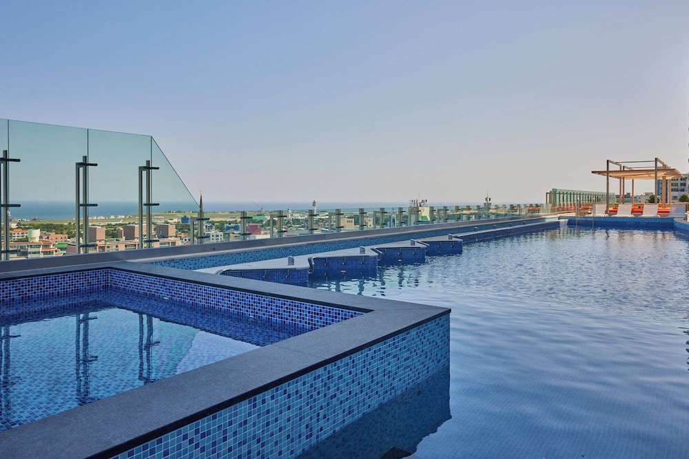 LOTTE CITY HOTEL JEJU AIRPORT