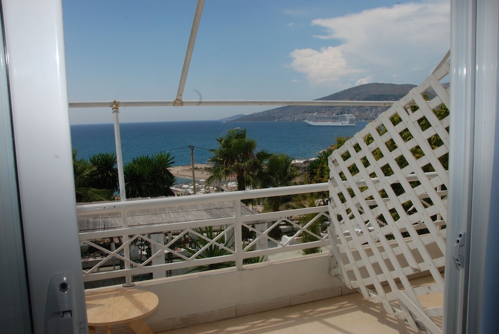 Hotel Saranda afbeelding