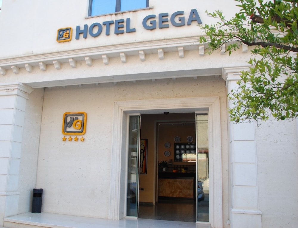 Hotel Gega afbeelding