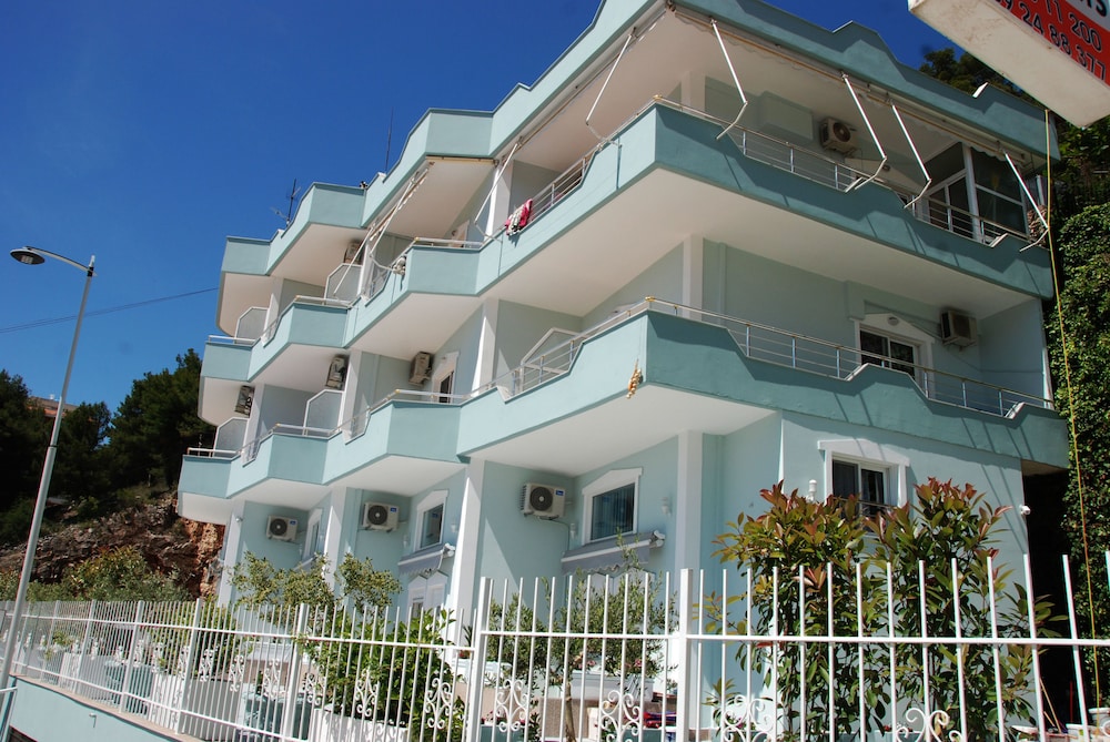 Bebi Apartments afbeelding