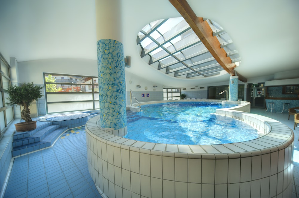 Hotel Lovec – Hotel Lovec in SI