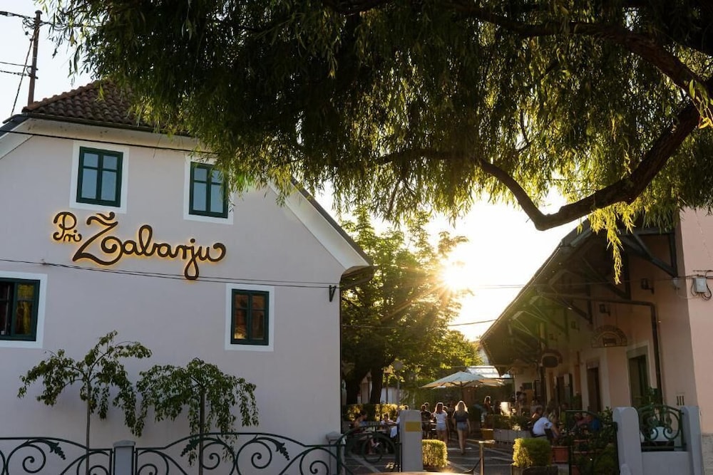 PriŽabarju Bed&Breakfast Ljubljana