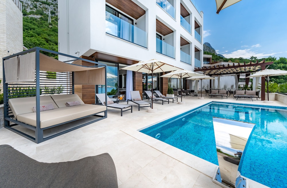Boutique Hotel R Palazzo – Montenegro