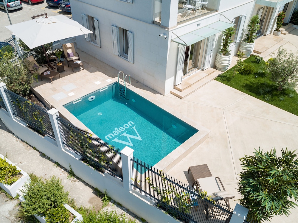 Maison W
