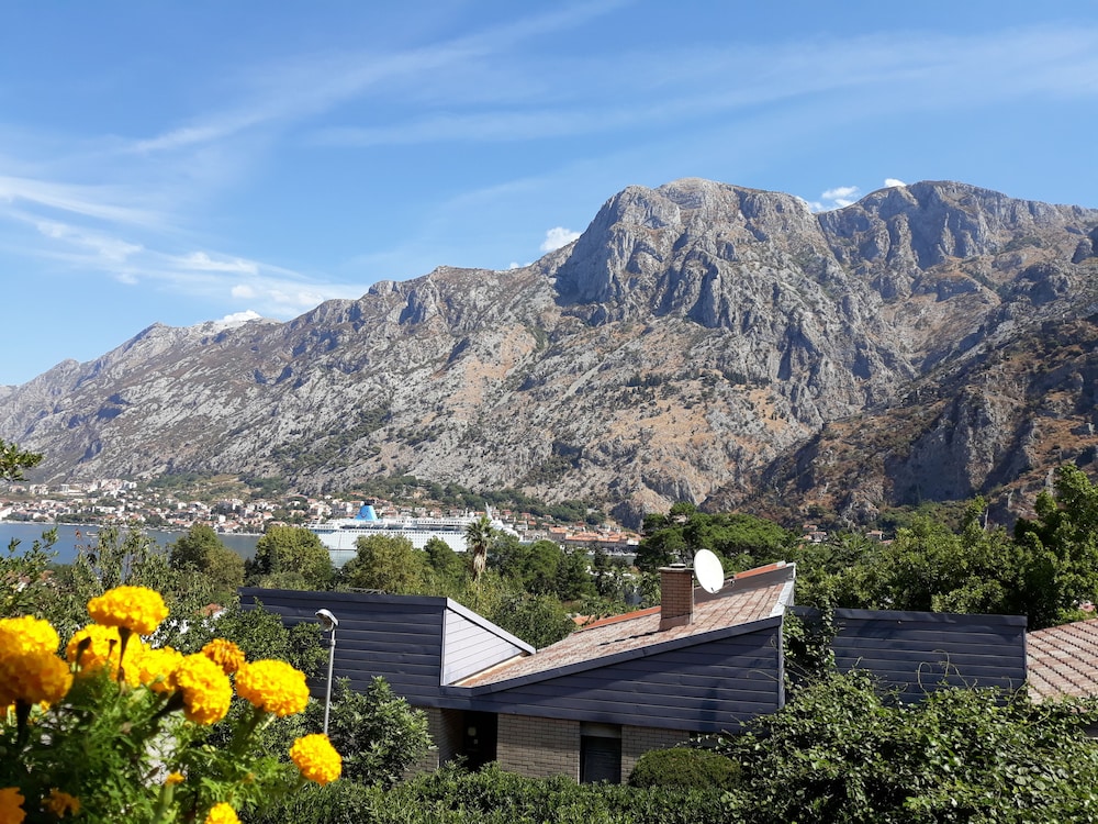Maritimo Apartments – Maritimo Apartments in Montenegro