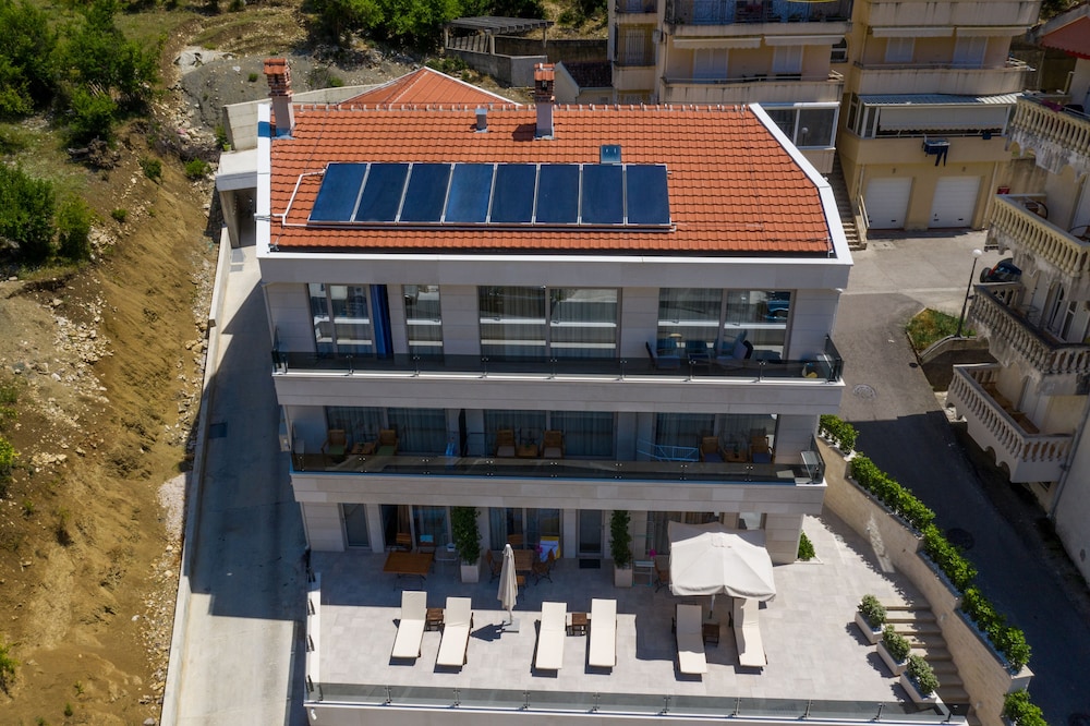 Casa Nuova – Montenegro