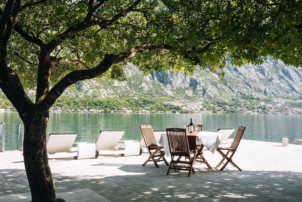 Galathea Hotel – Montenegro