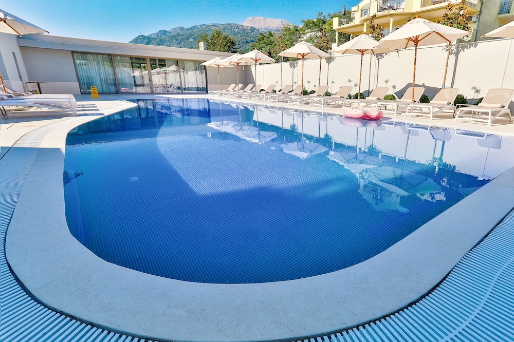 Avanti Hotel&Spa