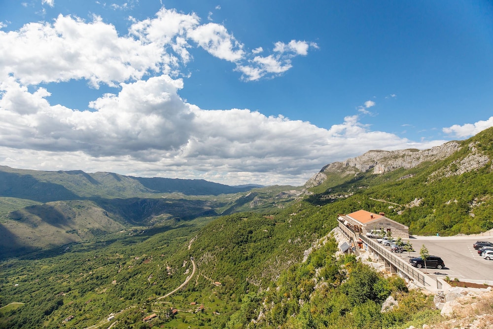 Hotel Sokoline – Hotel Sokoline in Montenegro
