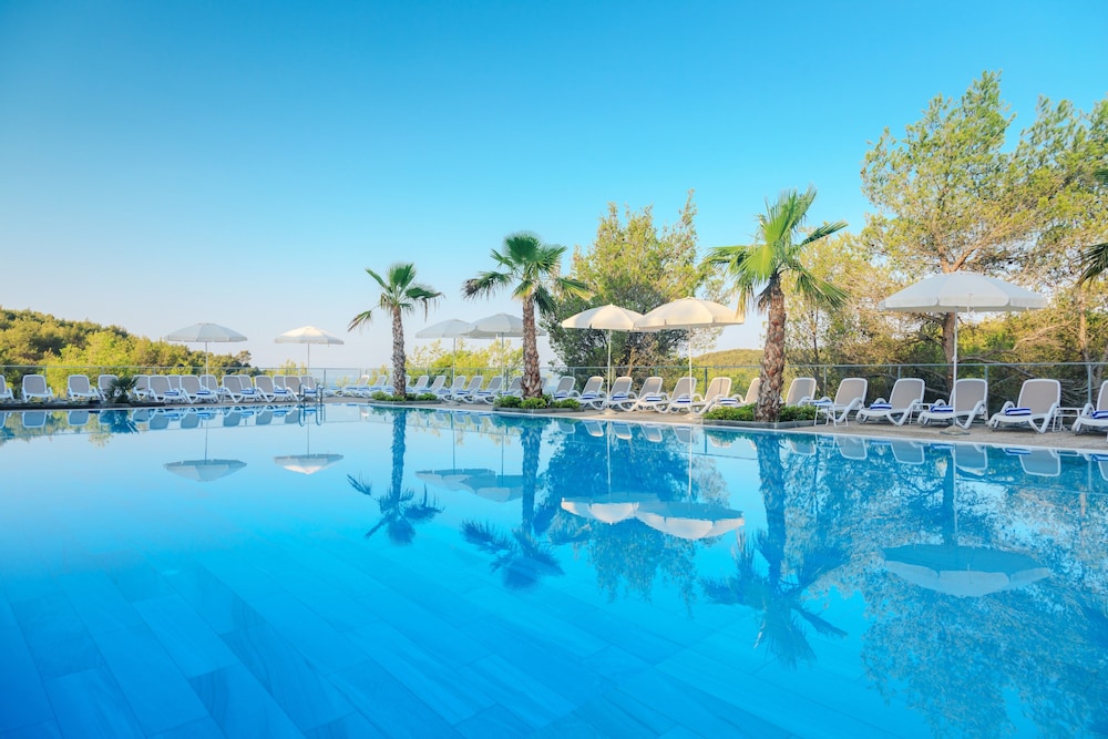 Gava Waterman Milna Resort, Milna