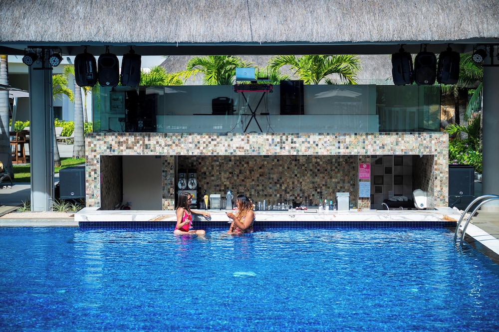 Ocean’s Creek Beach Hotel Mauritius