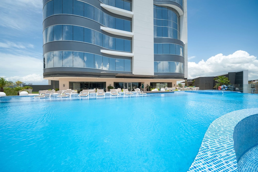 Embassy Suites by Hilton Santo Domingo