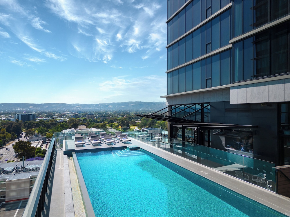 Crowne Plaza Adelaide by IHG