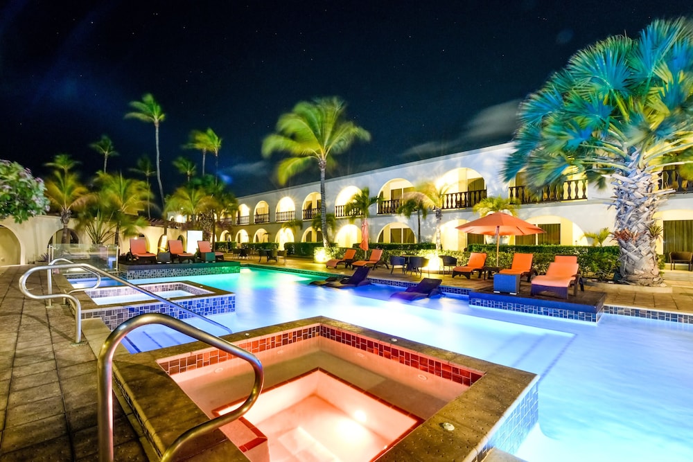 voco Surfside Aruba by IHG