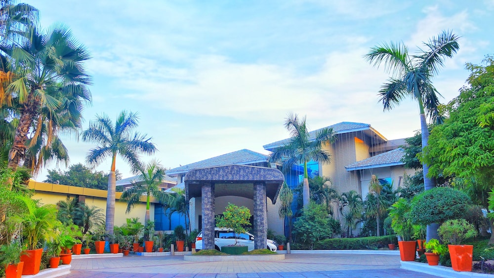 Dee Marks Hotel & Resorts – Dee Marks Hotel & Resorts in India