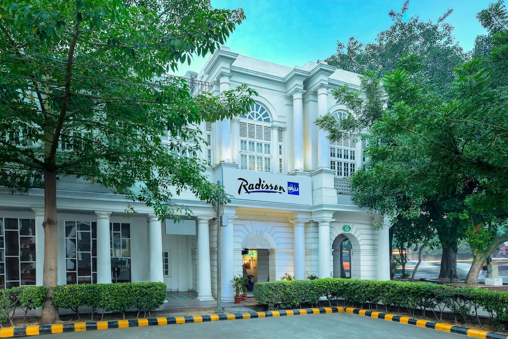 Radisson Blu Marina Hotel Connaught Place.