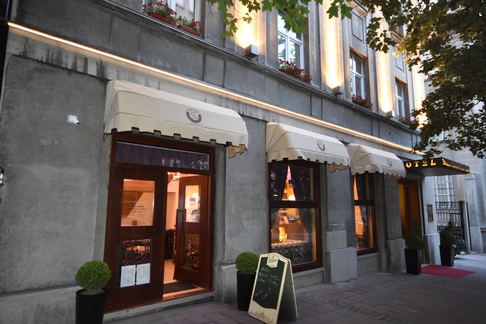 Hotel City Savoy