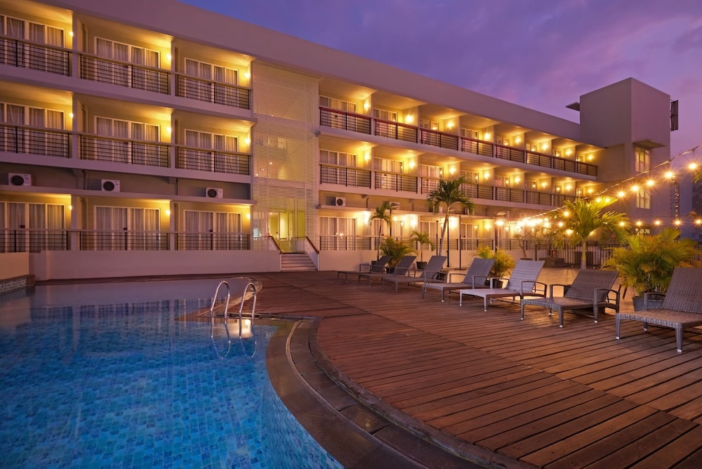 Quest Hotel Simpang Lima - Semarang by ASTON.